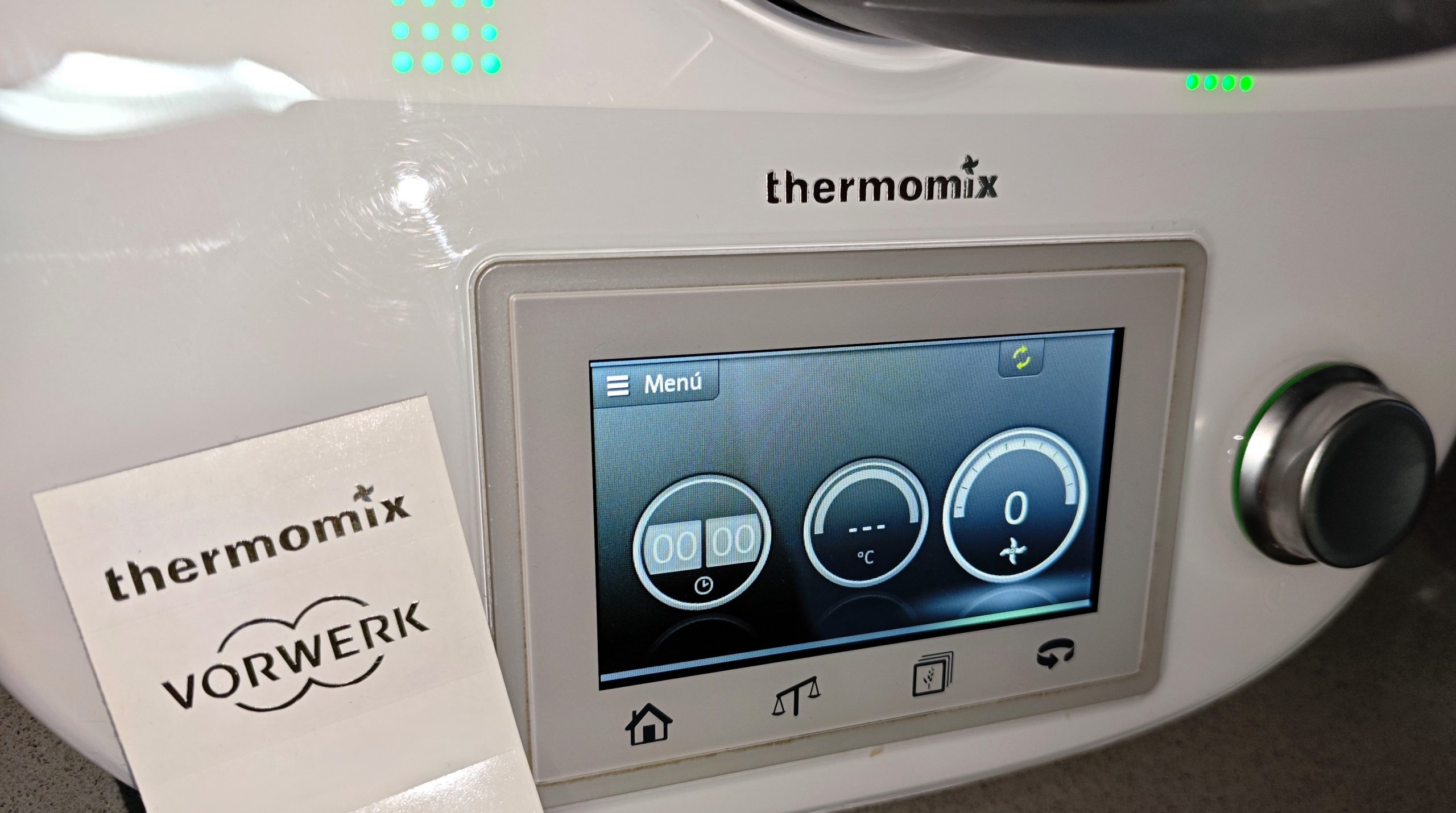 Repuesto Logotipo Thermomix y Vorwerk en Vinilo – Compatible TM31, TM5 y TM6