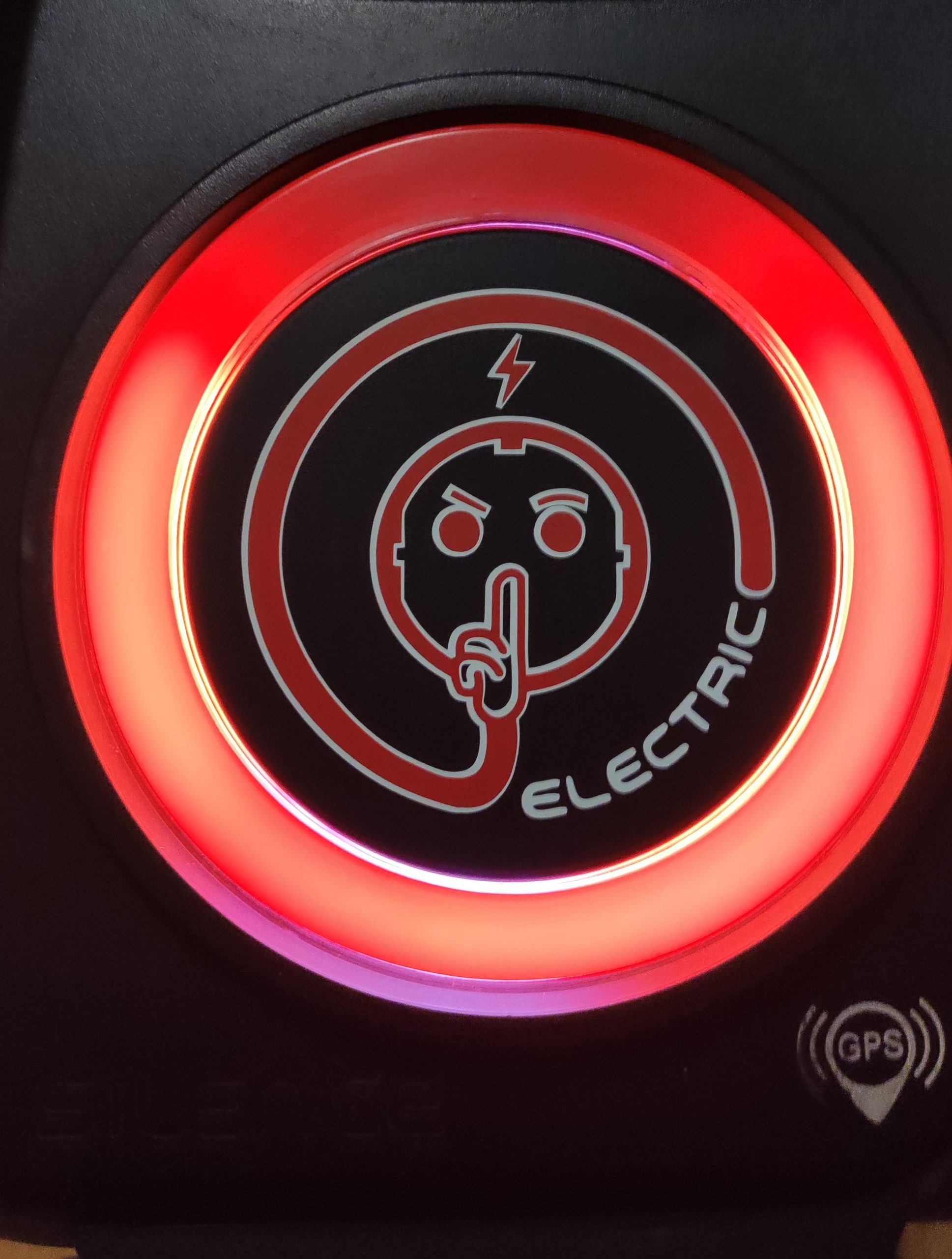 Vinilo para tapar el aro de luz de la batería SEAT MÓ y Silence - Imagen 5